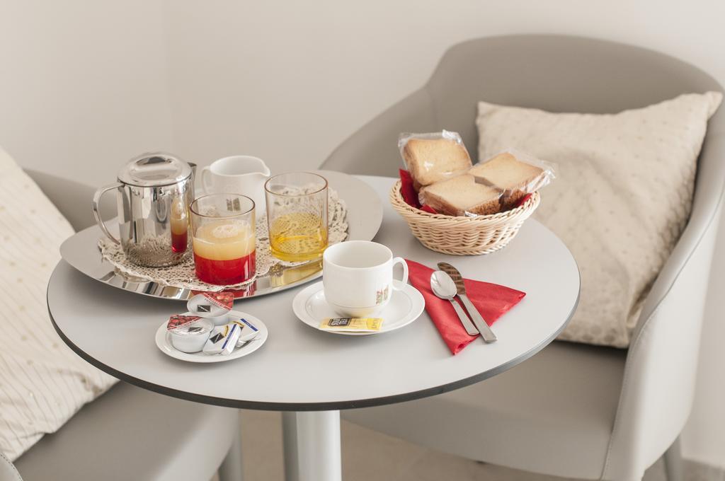 La Vie En Rose Bed & Breakfast
